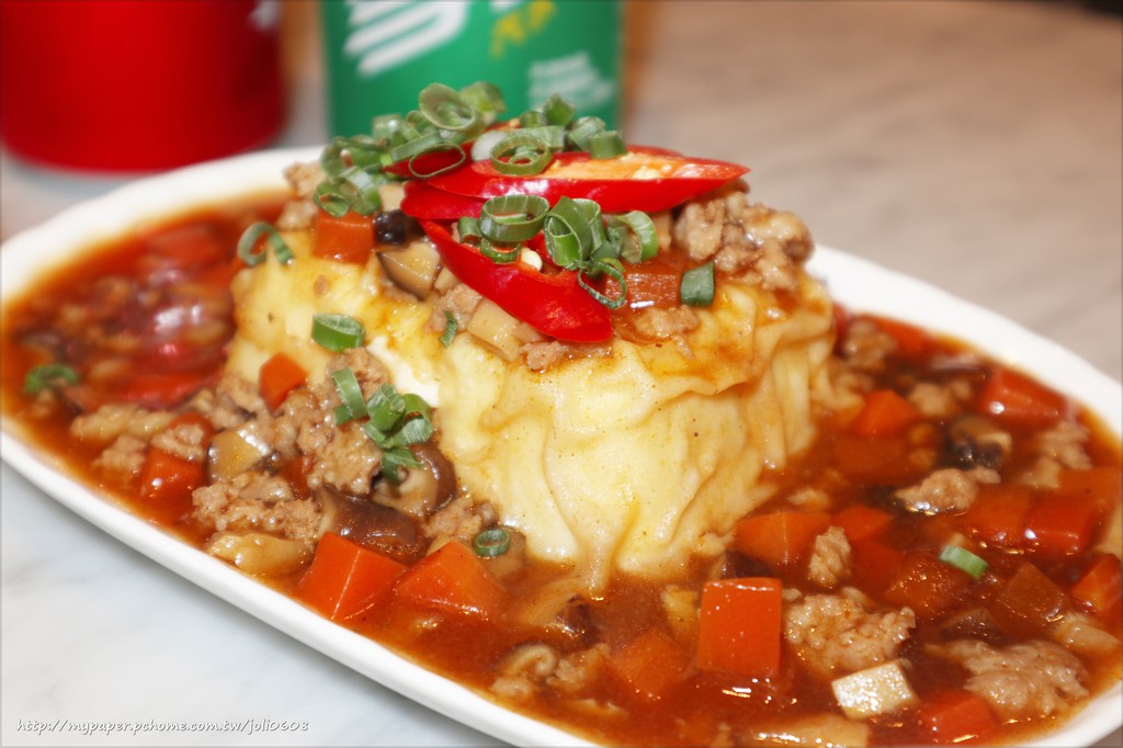 【松發肉骨茶】台北新加坡美食推薦 振興千元套餐 必點招牌龍骨湯 遠百信義A13 FoodOpera食代館美食廣場