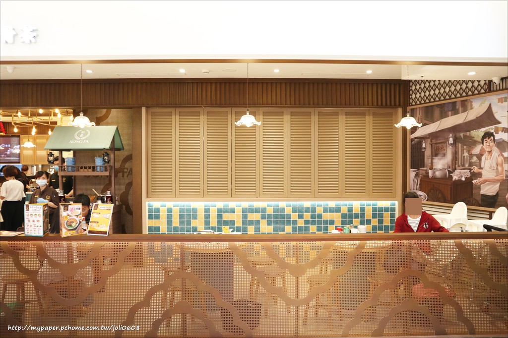 【松發肉骨茶】台北新加坡美食推薦 振興千元套餐 必點招牌龍骨湯 遠百信義A13 FoodOpera食代館美食廣場