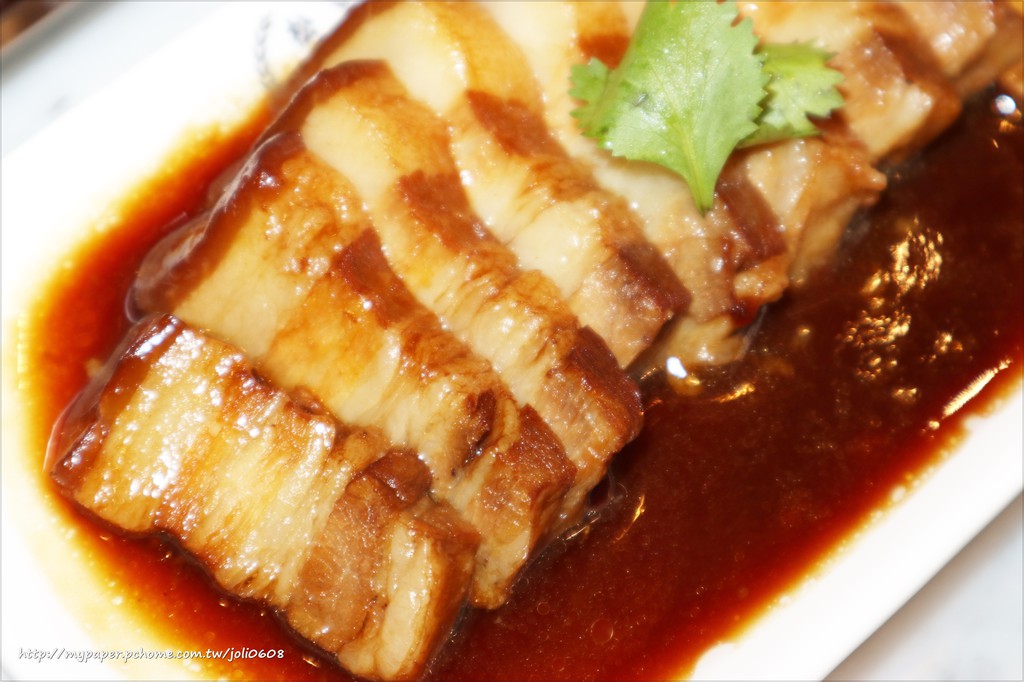 【松發肉骨茶】台北新加坡美食推薦 振興千元套餐 必點招牌龍骨湯 遠百信義A13 FoodOpera食代館美食廣場