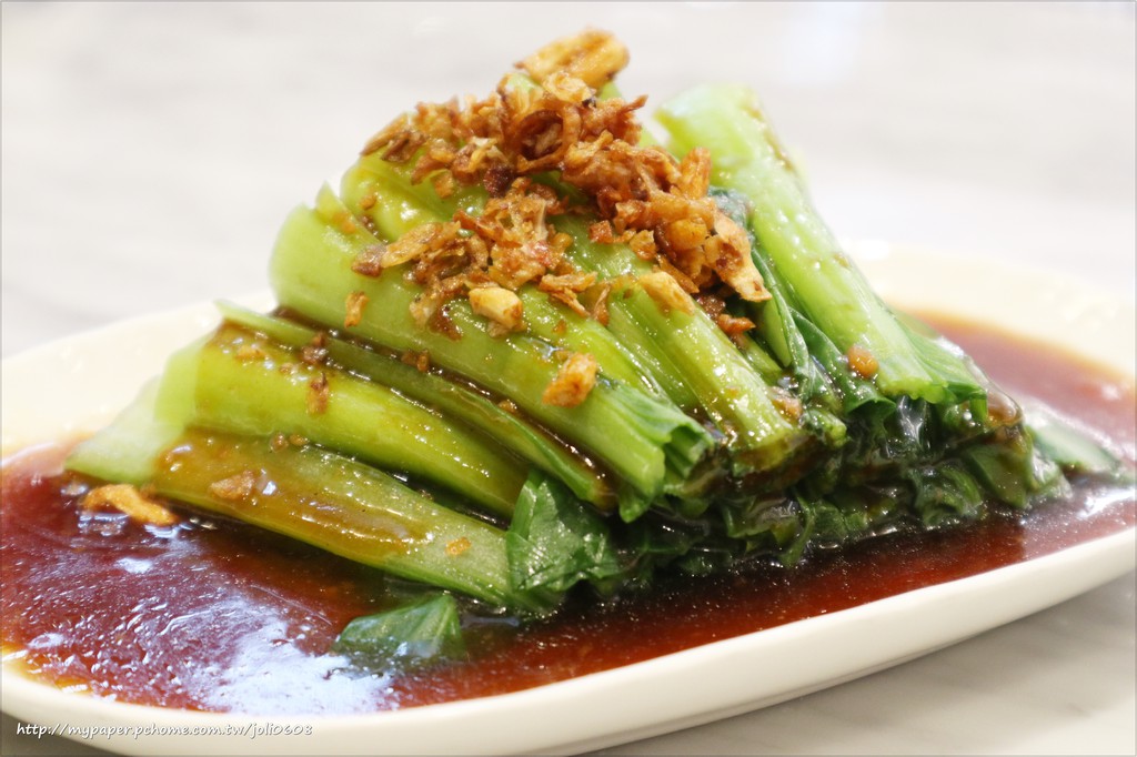 【松發肉骨茶】台北新加坡美食推薦 振興千元套餐 必點招牌龍骨湯 遠百信義A13 FoodOpera食代館美食廣場