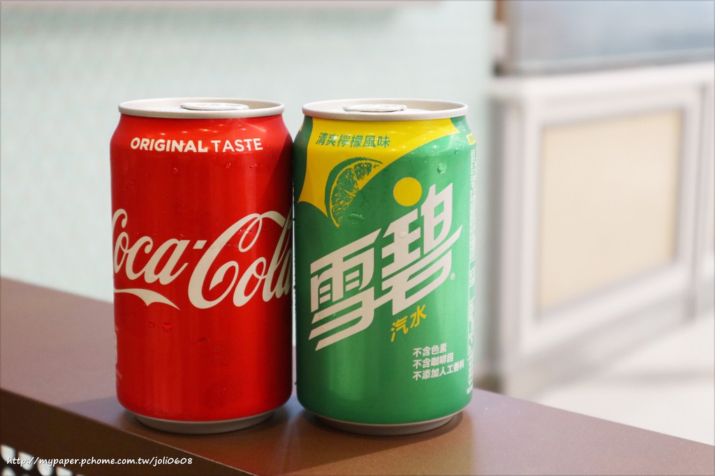 【松發肉骨茶】台北新加坡美食推薦 振興千元套餐 必點招牌龍骨湯 遠百信義A13 FoodOpera食代館美食廣場