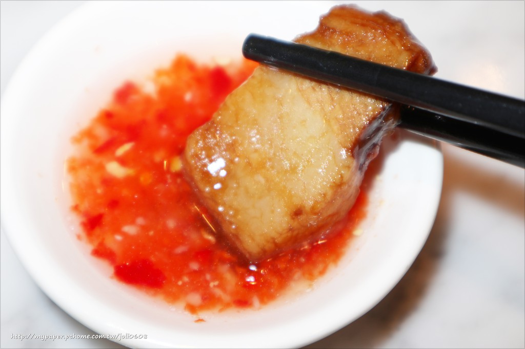 【松發肉骨茶】台北新加坡美食推薦 振興千元套餐 必點招牌龍骨湯 遠百信義A13 FoodOpera食代館美食廣場