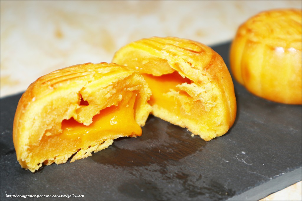 【泰源幽谷獼米】流心月餅&紅藜蛋黃酥~中秋月餅禮盒推薦 台東伴手禮 港式流心月餅 金沙奶黃流心月餅 爆漿流淌餡料超好吃