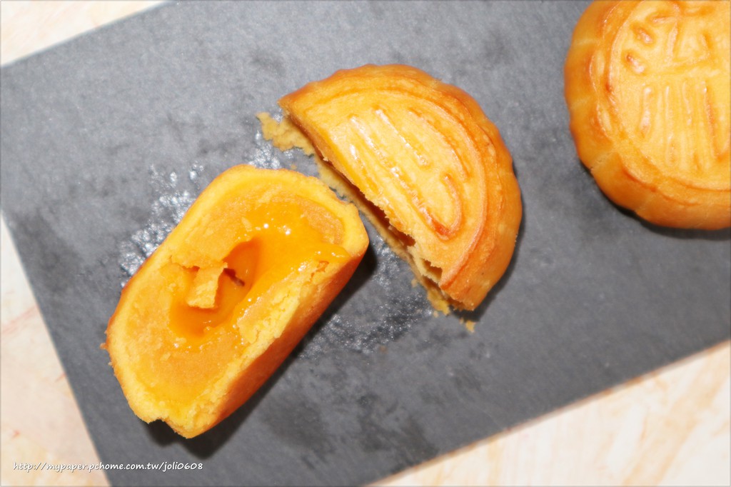 【泰源幽谷獼米】流心月餅&紅藜蛋黃酥~中秋月餅禮盒推薦 台東伴手禮 港式流心月餅 金沙奶黃流心月餅 爆漿流淌餡料超好吃