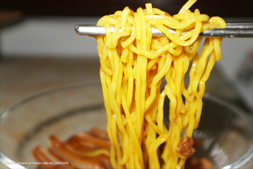 【禾麥Hold Mind】元氣蔬果麵~網購宅配美食推薦 以蔬果研製的彩色麵體 鮮豔繽紛的健康麵條 乾麵&湯麵一次滿足