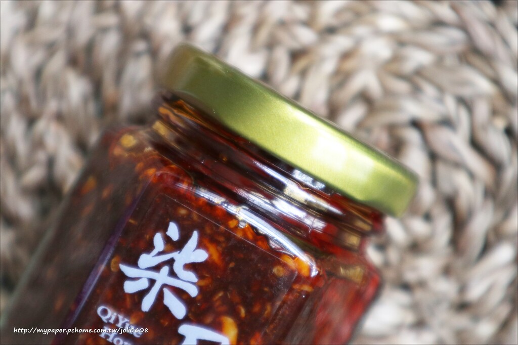 【柒月紅】手作麻辣果油~團購宅配美食推薦 無防腐劑辣椒醬推薦 廚房料理必備懶人救星 拌飯配麵都美味