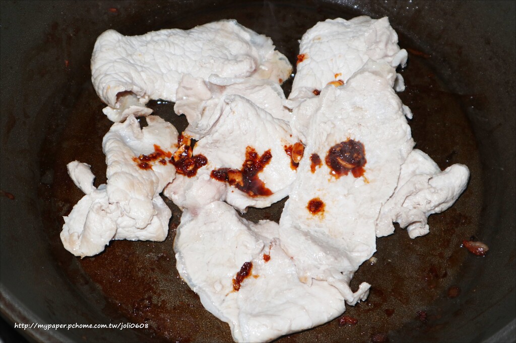 【柒月紅】手作麻辣果油~團購宅配美食推薦 無防腐劑辣椒醬推薦 廚房料理必備懶人救星 拌飯配麵都美味