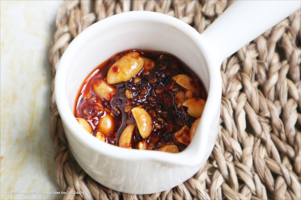 【柒月紅】手作麻辣果油~團購宅配美食推薦 無防腐劑辣椒醬推薦 廚房料理必備懶人救星 拌飯配麵都美味