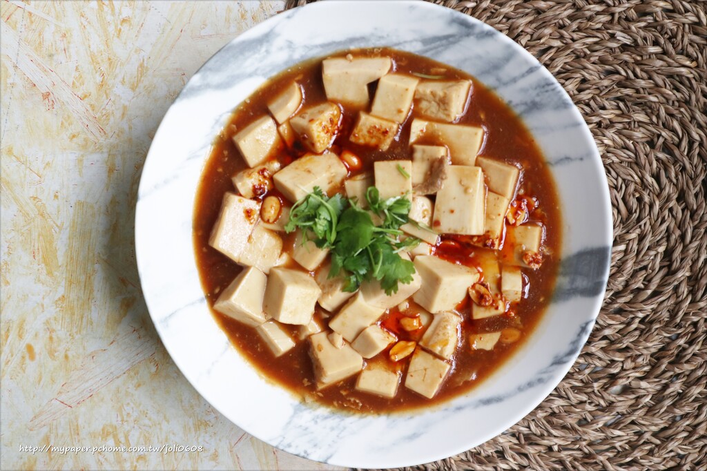 【柒月紅】手作麻辣果油~團購宅配美食推薦 無防腐劑辣椒醬推薦 廚房料理必備懶人救星 拌飯配麵都美味