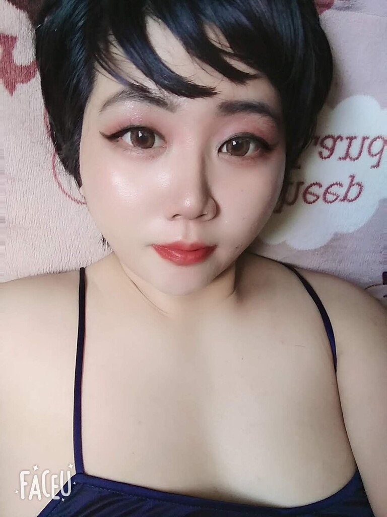 誠徵素人男模特兒改造計畫創作想做紀念無經驗可 聽聽輕熟女獨白和我們之間的喝采 小天使龍舌蘭業配專欄 Pchome Online 個人新聞台