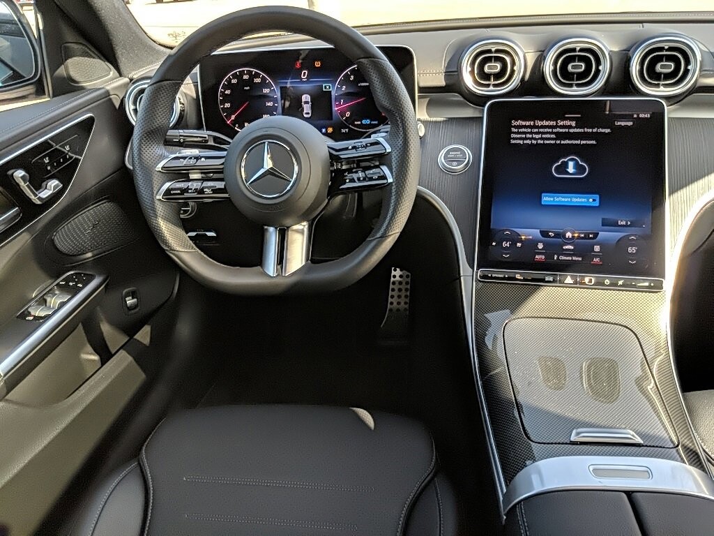 美國車商瘋了，一個月降價5000美金：2022 BENZ C