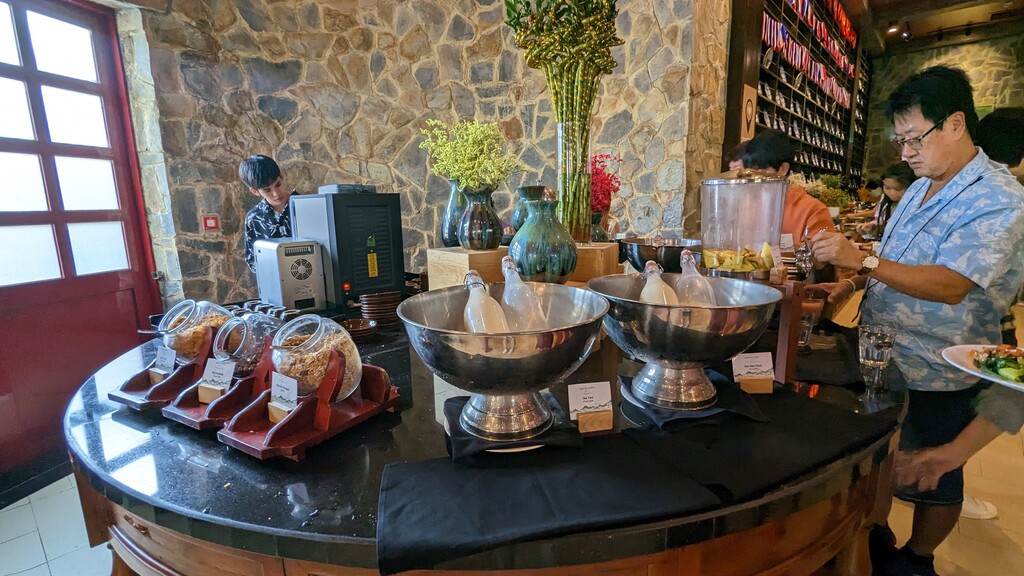 巴拿山飯店早餐