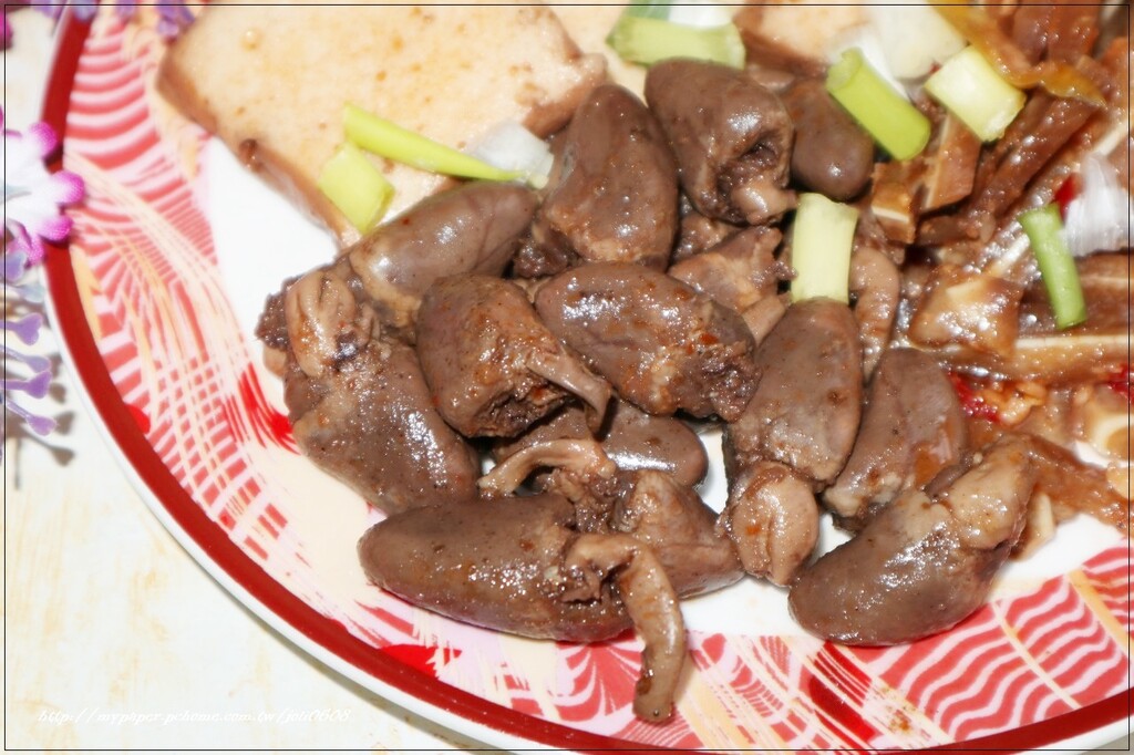 【滬尾滷味HuweiLomei】淡水伴手禮盒推薦 點心解饞下酒首選推薦 三代配方嚴選滷製 唰嘴滋味深深擄獲你的胃