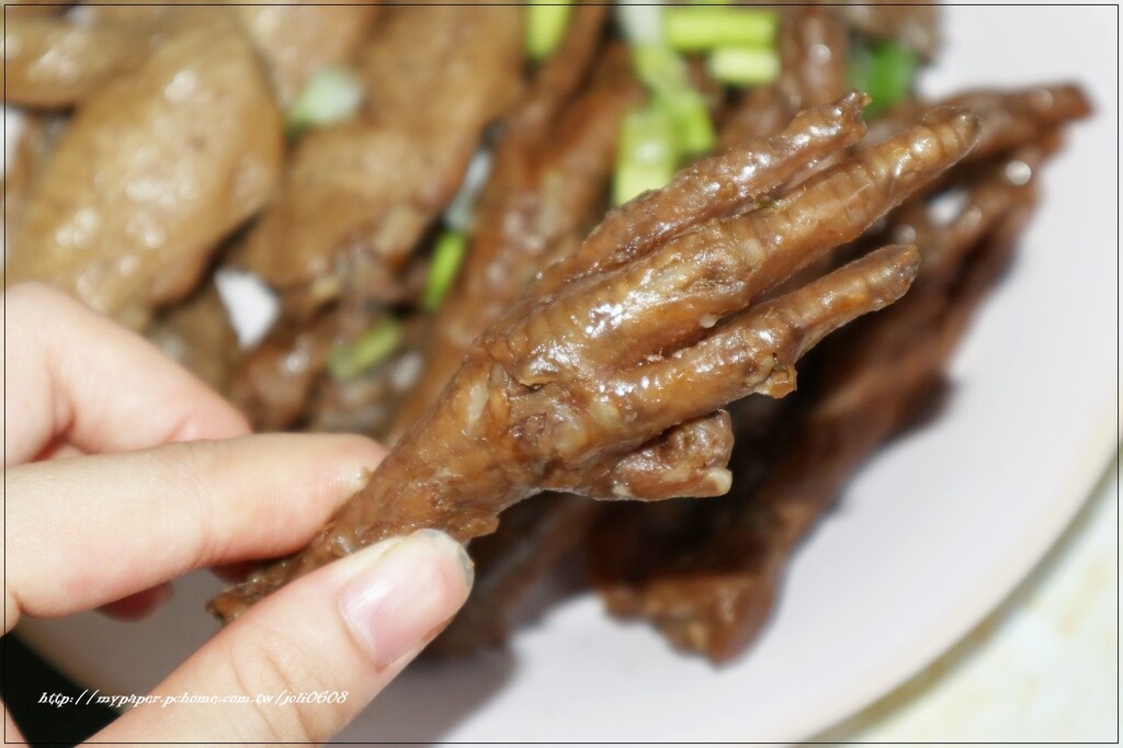 【滬尾滷味HuweiLomei】淡水伴手禮盒推薦 點心解饞下酒首選推薦 三代配方嚴選滷製 唰嘴滋味深深擄獲你的胃