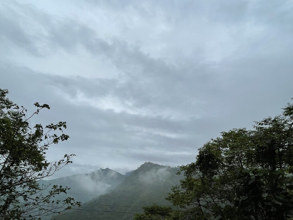 屏東三地門與霧台的山嵐和山林風光